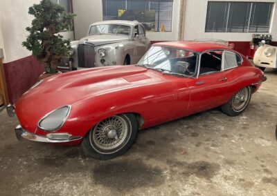 Jaguar E-type coupé 1965